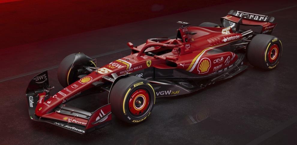 El equipo Ferrari ha presentado este lunes su nuevo monoplaza para la temporada 2024 de Fórmula 1, el SF-24, en un evento celebrado en su sede de Maranello