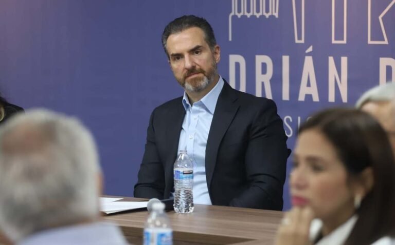 garza-santos-tomara-cargo-alcalde