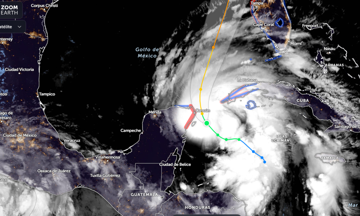 helene-toca-tierra-norte-quintana-roo-como-huracan-1-efectos-yucatan-trayectoria