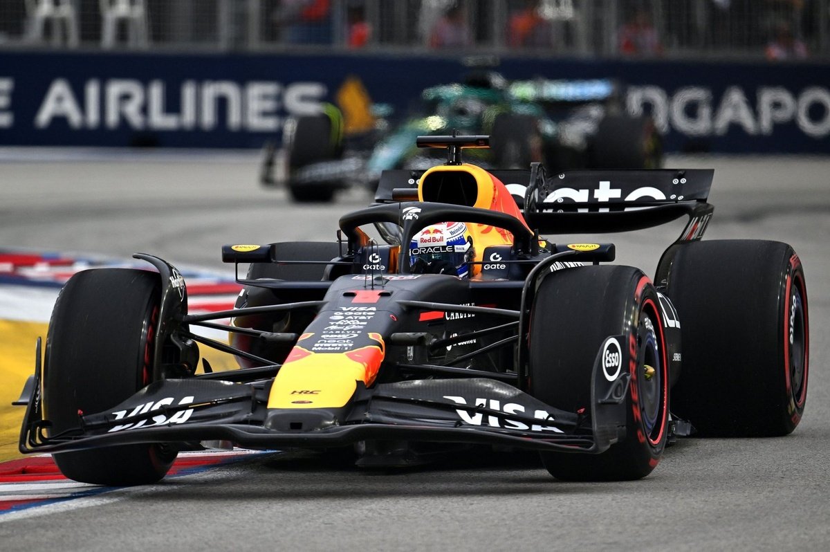 Verstappen se queda con la pole en Abu Dhabi
