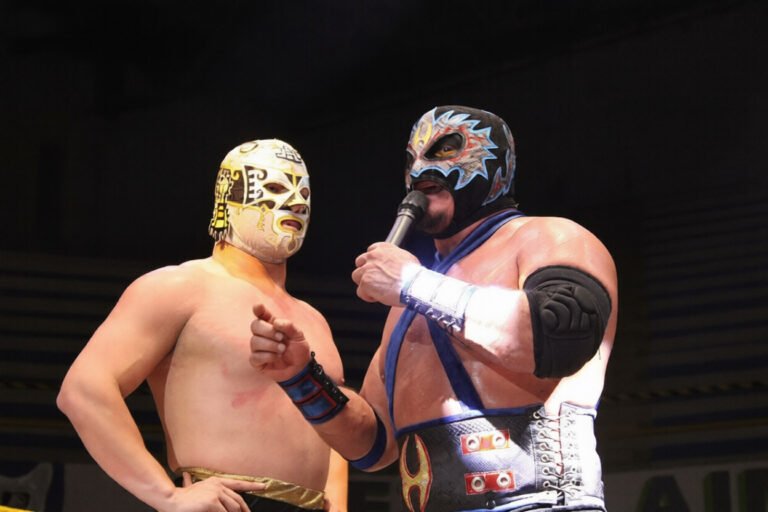 Xelhua vence a Rey Hechicero y lanza reto por el campeonato