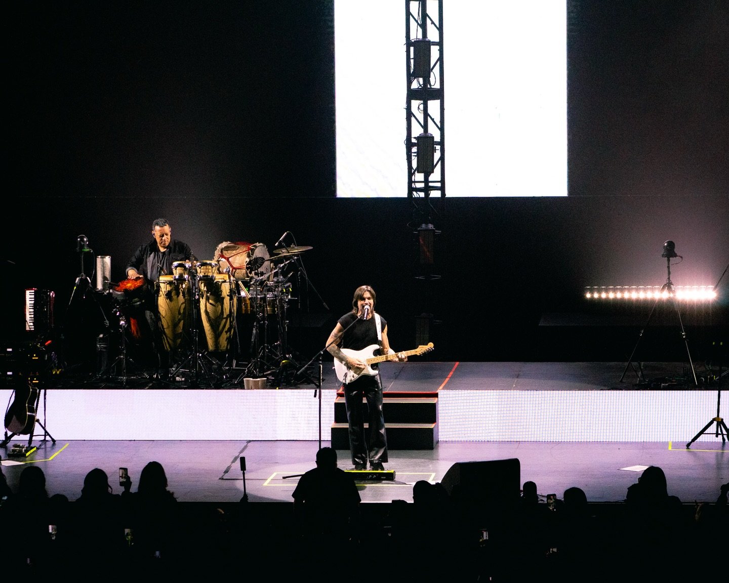 Juanes conecta con Monterrey en un concierto lleno de recuerdos y sorpresas