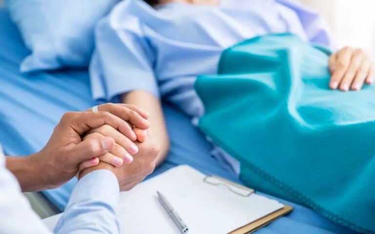 73-mexicanos-favor-legalizar-eutanasia-muerte-asistida-2-01062023