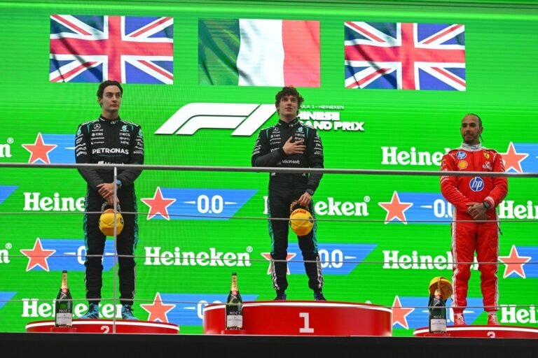 Antonelli triunfa en Shanghái y consigue su primera victoria