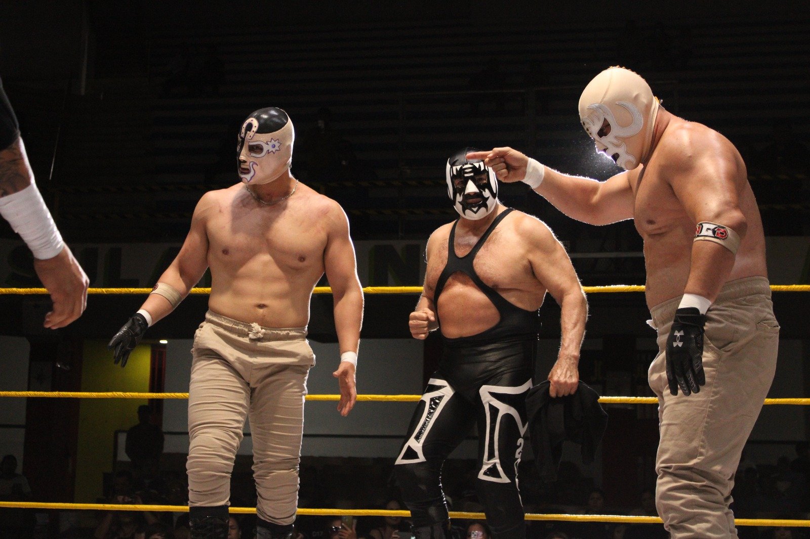 Intervención de Pierroth Jr da triunfo a los Dinamita