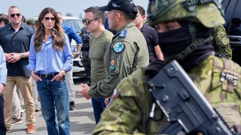 large_ecuador_estados_unidos_lucha_contra_narcotrafico_47274bd69e