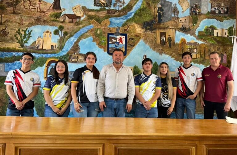 China NL - Integrantes de Armatronics demuestran alta capacidad técnica