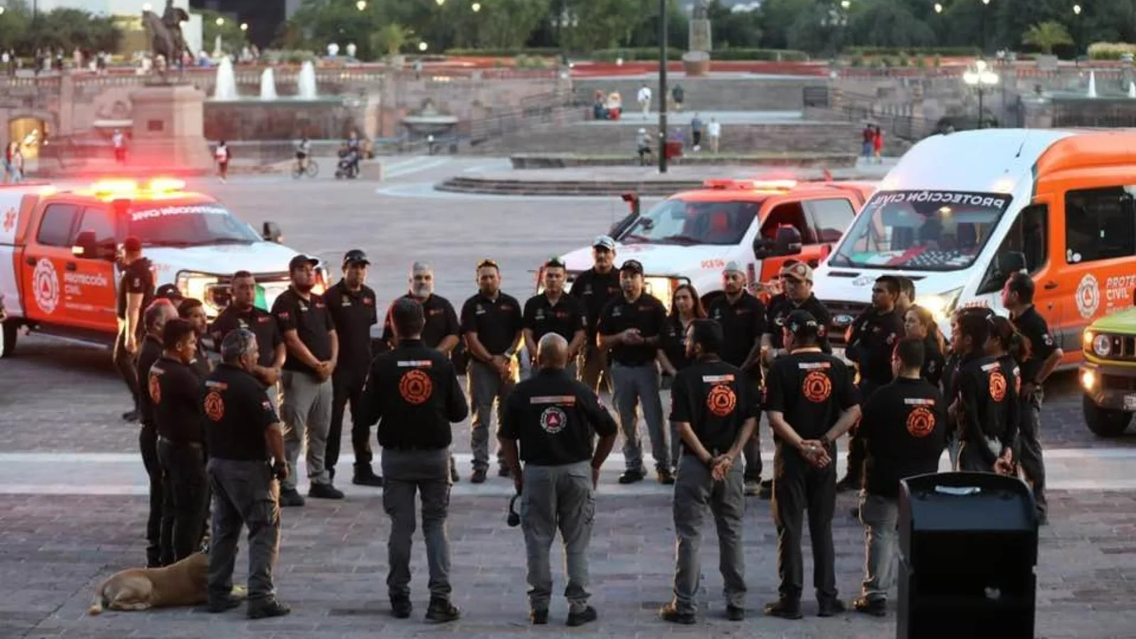 Elementos de Protección Civil del estado de Nuevo León.