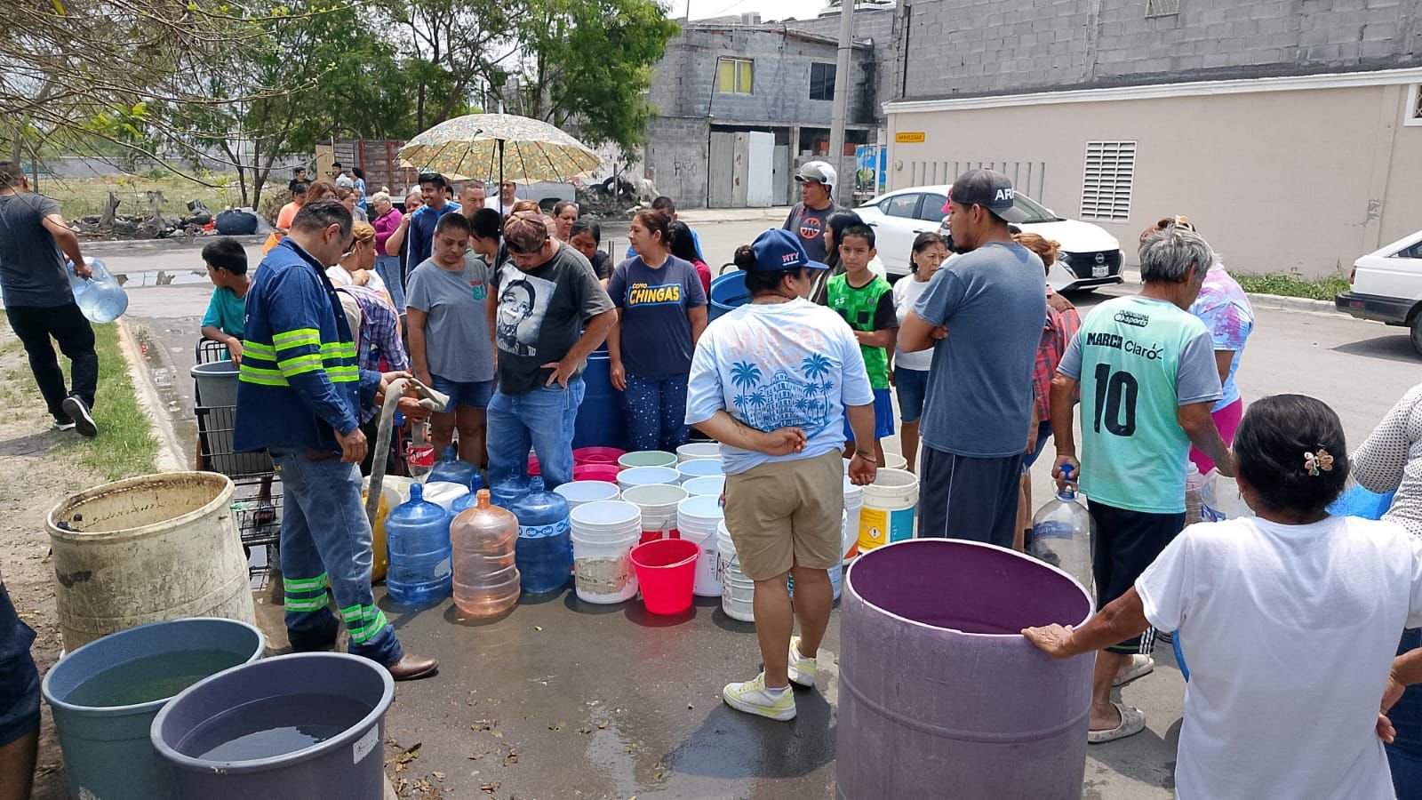 REPARTO AGUA 2