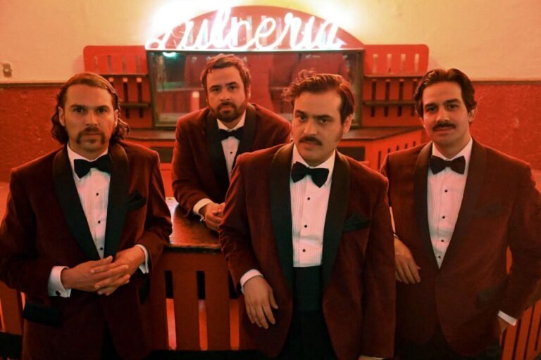 Enjambre anuncia nuevas fechas de su “Daños Luz Tour 2026” en México