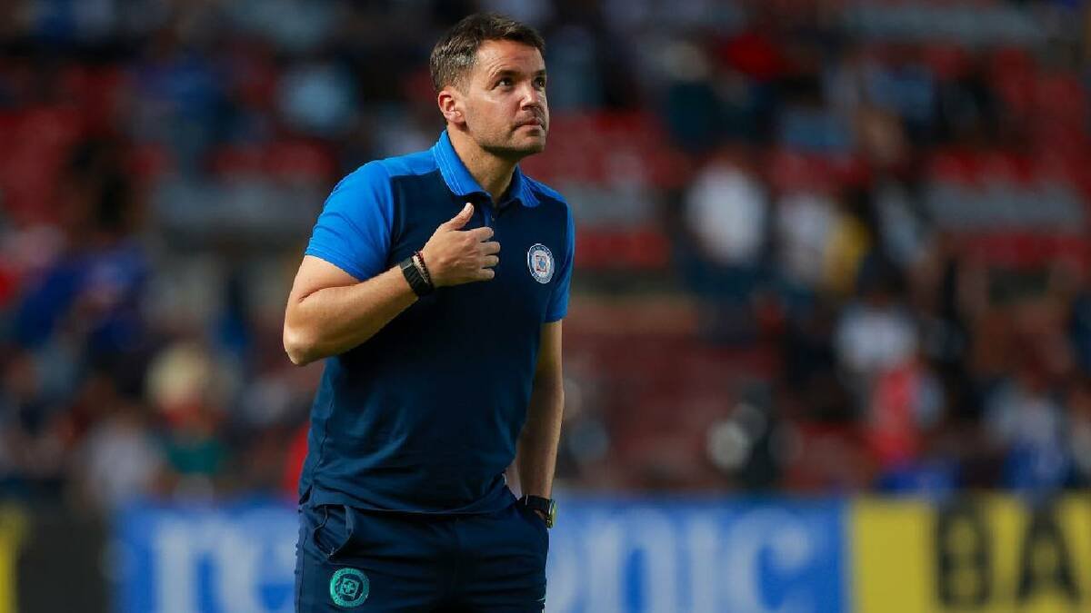 Nicolás Larcamón manda mensaje tras ser cesado de Cruz Azul