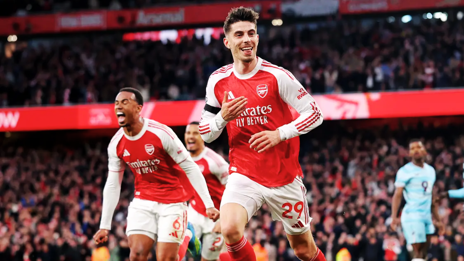 Arsenal vuelve a ser campeón tras 22 años de espera, tras empate del City