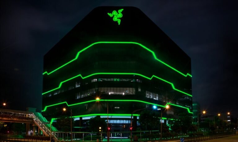 razer-directivos-empresa-privada