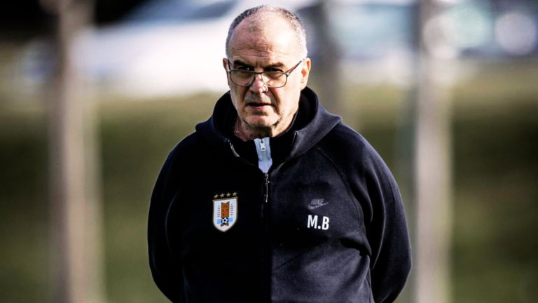 Macelo Bielsa define la lista de Uruguay para el Mundial, con algunas bajas