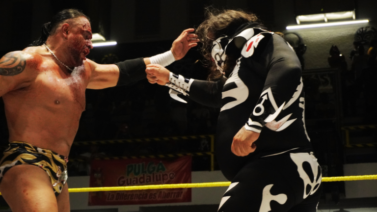 ¡Victoria! Texano Jr. vence a LA Park en la lucha estrella final